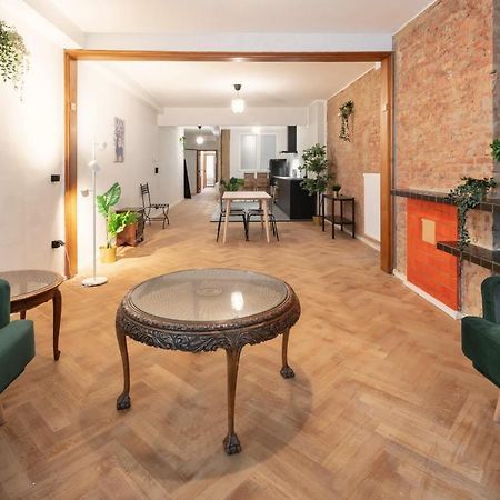 Charming And Spacious Antwerp City Center Apartments Exterior photo